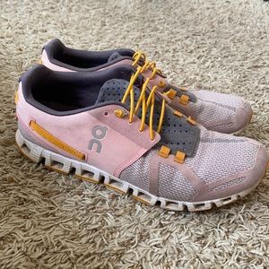 On Cloud Running shoes Orchid/Saffron Women 9.5